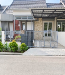 Rumah Siap Huni Dalam Cluster Di Cibubur